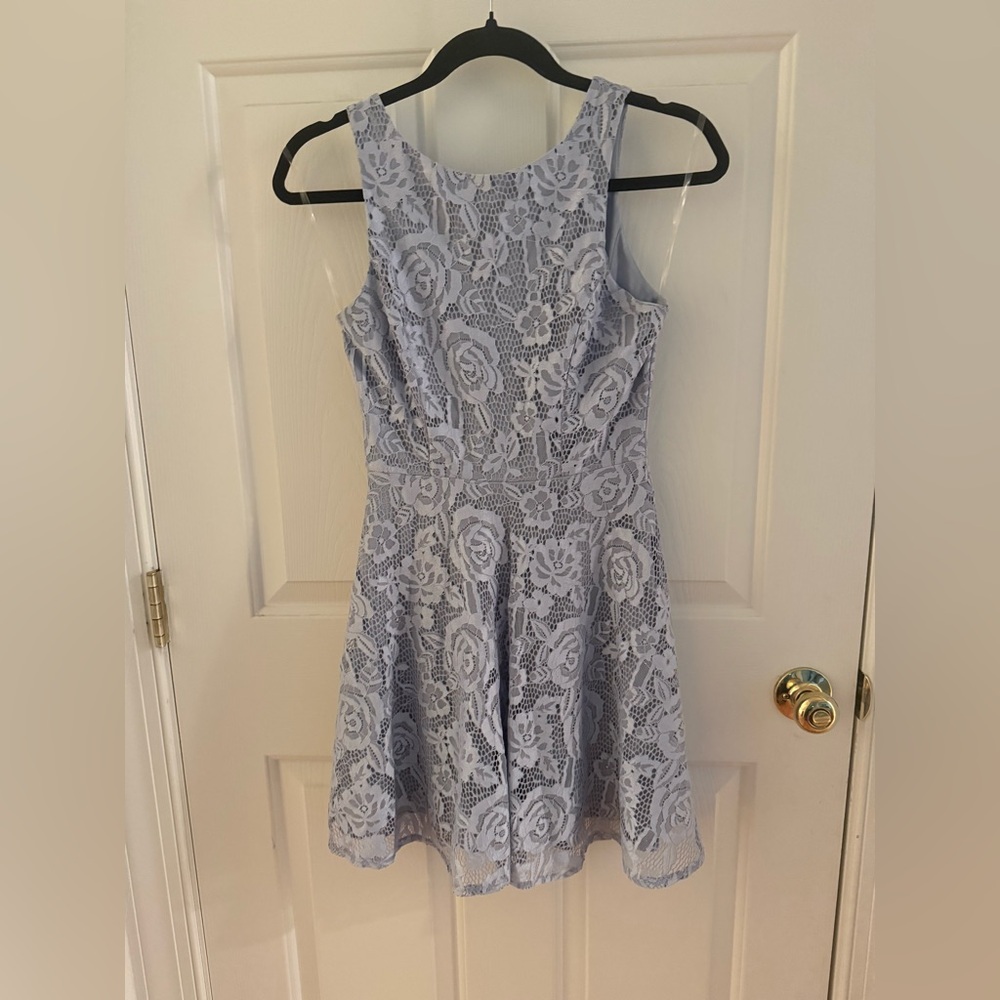 Elegant Lace Sleeveless Dress - Light Blue/silver- Size XS